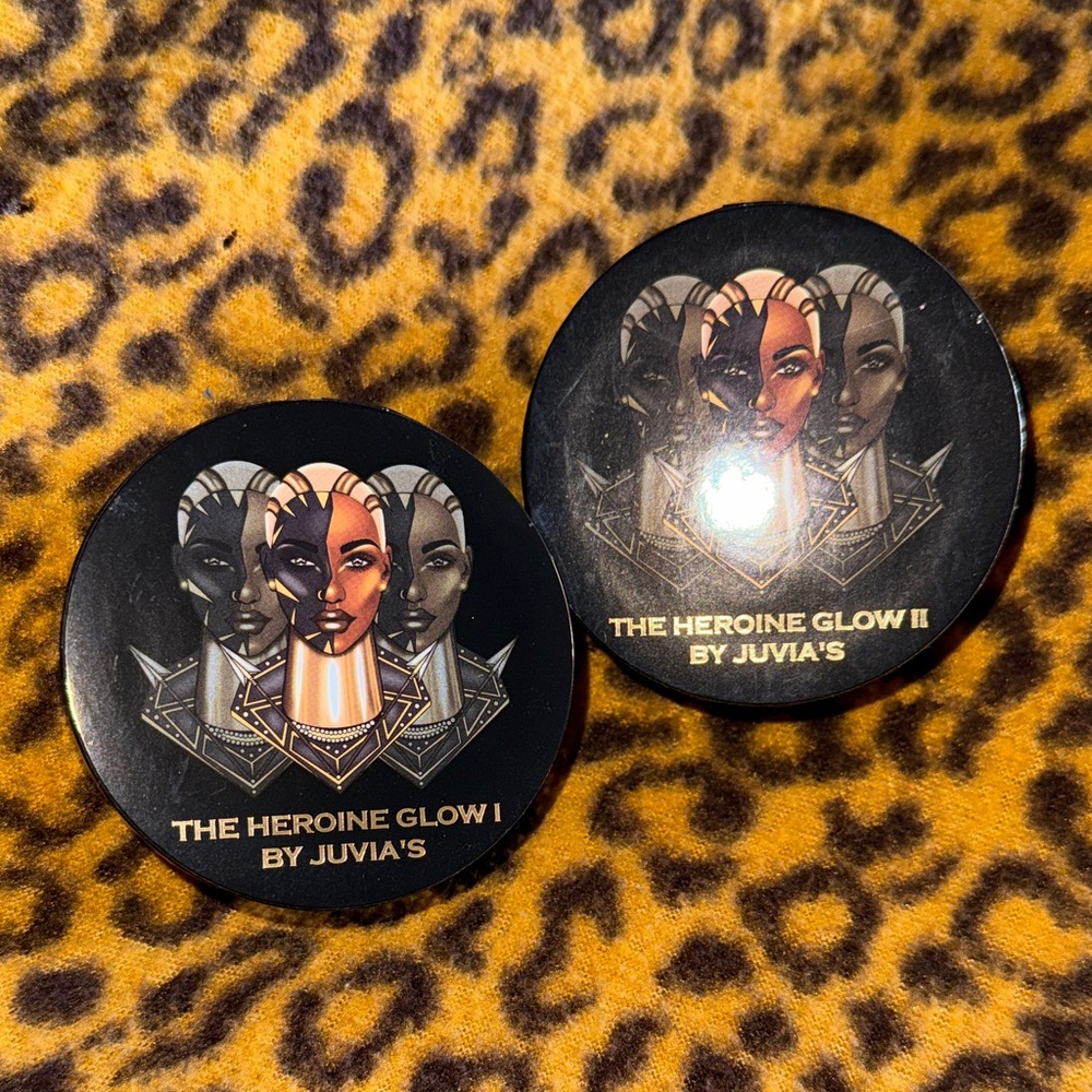 Juvia's The Heroine Glow I & II Highlighter Duo - bn no box